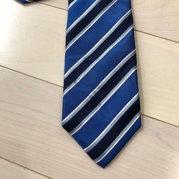 Bugatchi Men's Stripe Pattern Silk Neck Tie Blue - Picture 2 of 4